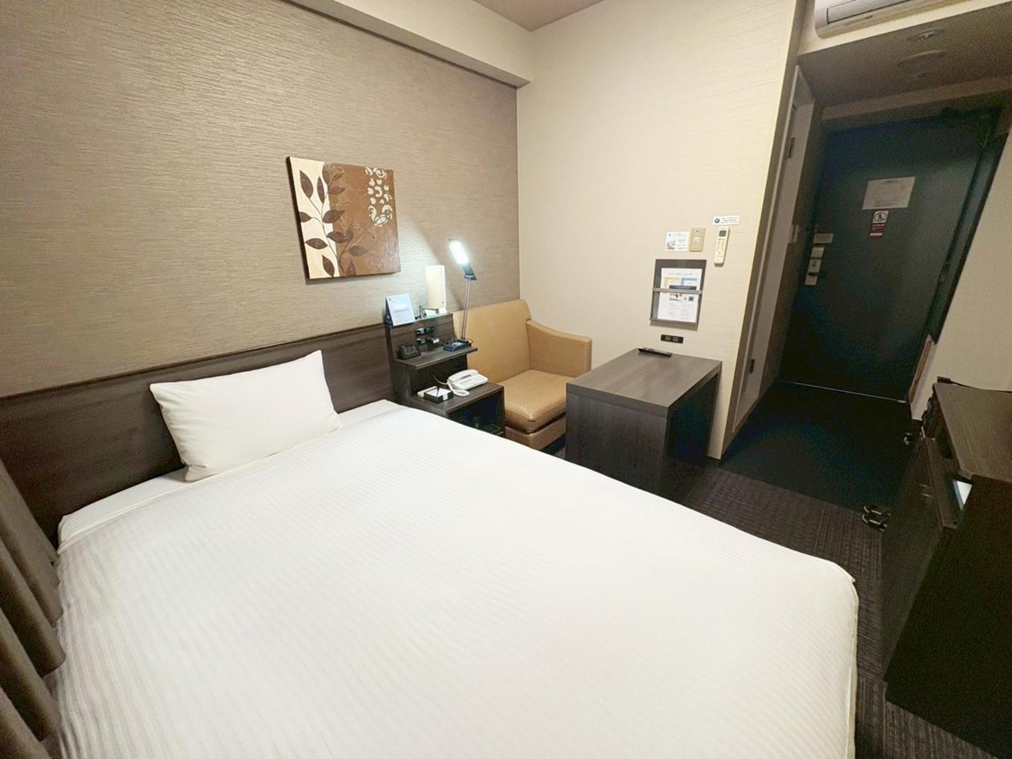 Hotel Route-Inn Higashihiroshima Saijo Ekimae מראה חיצוני תמונה